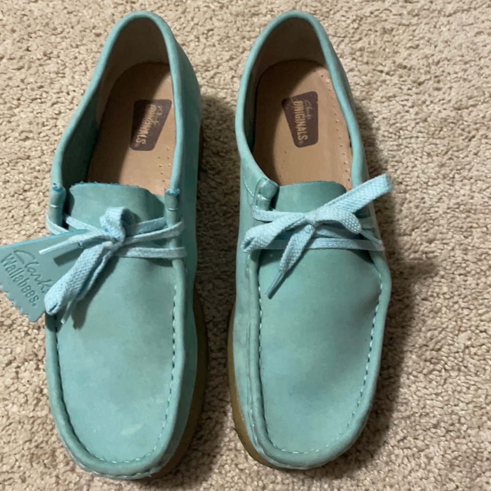 Clarks wallabees